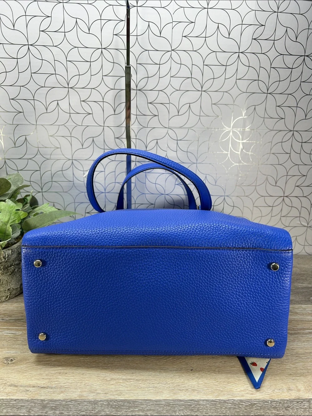8826 NWOT kate spade cobalt blue pebbled leather tote 269938826